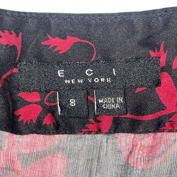 ECI New York Black Red Floral Sheer Silk Sleeveless Blouse Fitted Top Size 8 - Picture 4 of 9